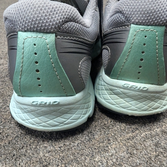 Saucony GUC sneakers sz 9 - Picture 4 of 8